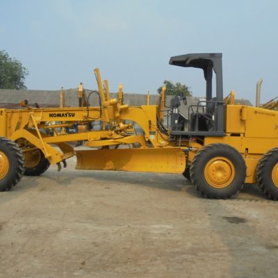 GRADER KOMATSU GD 511 A